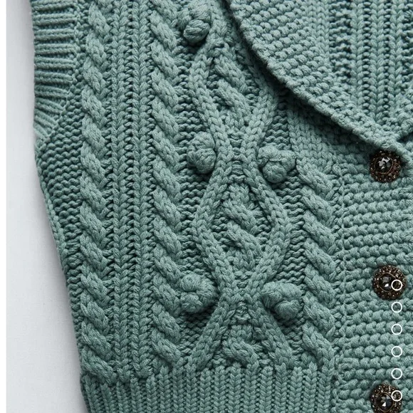Zara cable knit vest with jewel buttons - Picture 9 of 10